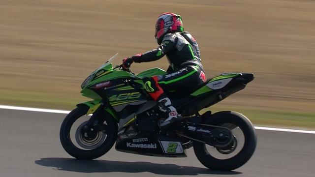 World SSP300: Daniel Valle se impone en Magny-Cours en medio de la gesta de Ana Carrasco World SSP300: Daniel Valle se impone en Magny-Cours en medio de la gesta de Ana Carrasco