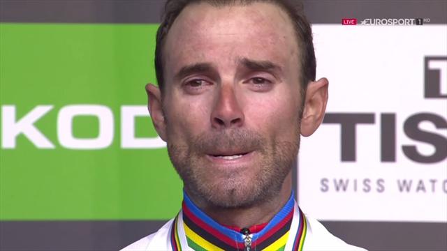 Mundiales 2018: El himno español suena en Innsbruck en honor de un emocionado Alejandro Valverde Mundiales 2018: El himno español suena en Innsbruck en honor de un emocionado Alejandro Valverde