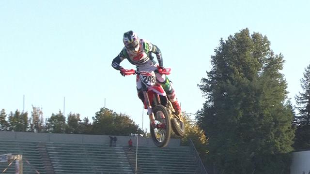 Jeffrey Herlings dice 33: il campione del mondo chiude con una sontuosa doppietta ad Imola Jeffrey Herlings dice 33: il campione del mondo chiude con una sontuosa doppietta ad Imola