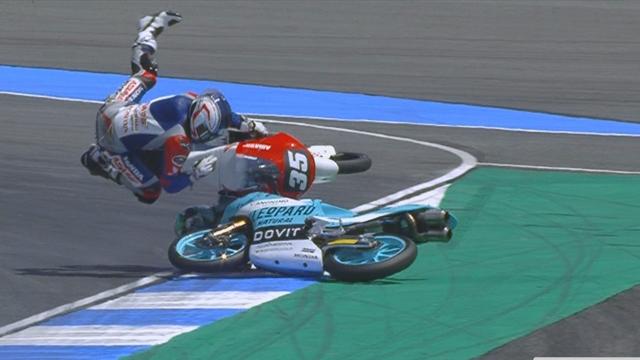 Bastianini a perdu l'avant et a fait voltiger Chantra Bastianini a perdu l'avant et a fait voltiger Chantra
