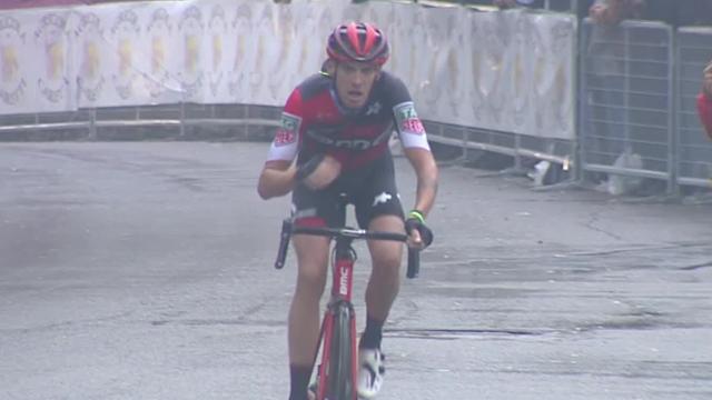 Capolavoro di Alessandro De Marchi: attacca a oltre 20 km e vince il Giro dell'Emilia Capolavoro di Alessandro De Marchi: attacca a oltre 20 km e vince il Giro dell'Emilia