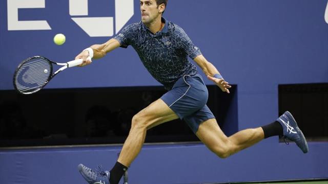 Djokovik pasa a cuartos, Federer elimina a Bautista y Del Potro se lesiona