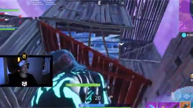 Озил завел канал на Twitch и уже постримил там Fortnite