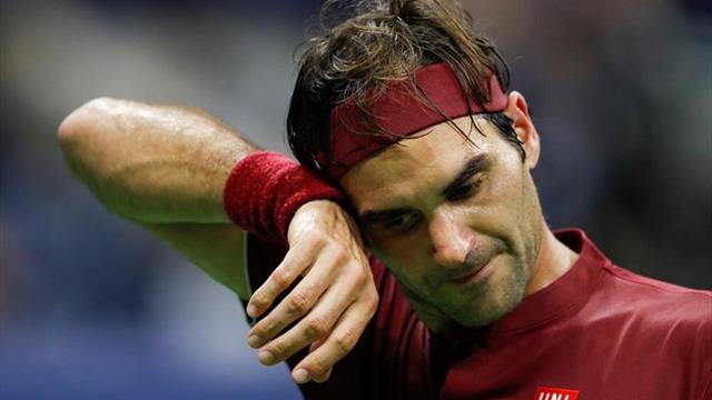 Federer llega a las semifinales de Shanghái tras eliminar al japonés Nishikori