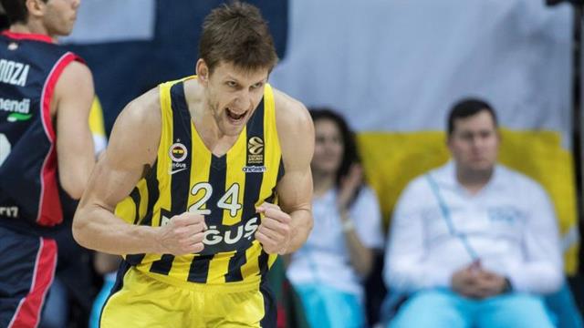 Jan Vesely (Fenerbahce), MVP de la primera jornada