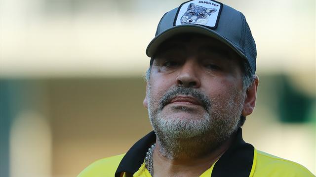Maradona quitte l'hôpital après avoir été opéré avec succès