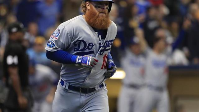 3-4. Turner iguala la serie pegando jonrón para los Dodgers
