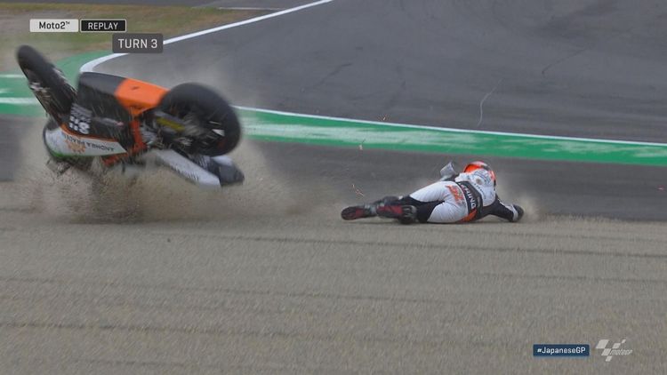 Gp An Moto2 Motor Sam Lowes Stuitert Over Het Grind Na Lelijke Gp An Moto2 Motor Sam Lowes Stuitert Over Het Grind Na Lelijke Crash 2018 Motorsport Eurosport