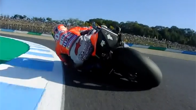 Zarco-Miller, la frayeur de Marquez, la chute de Dovi : la course comme si vous y étiez Zarco-Miller, la frayeur de Marquez, la chute de Dovi : la course comme si vous y étiez