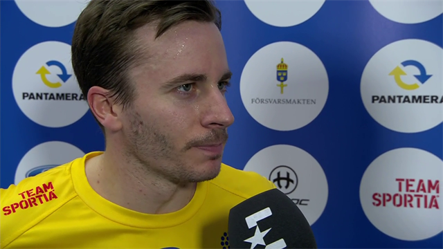 Målskytten om första perioden: "Vi försöker göra det lite för snyggt" Målskytten om första perioden: "Vi försöker göra det lite för snyggt"