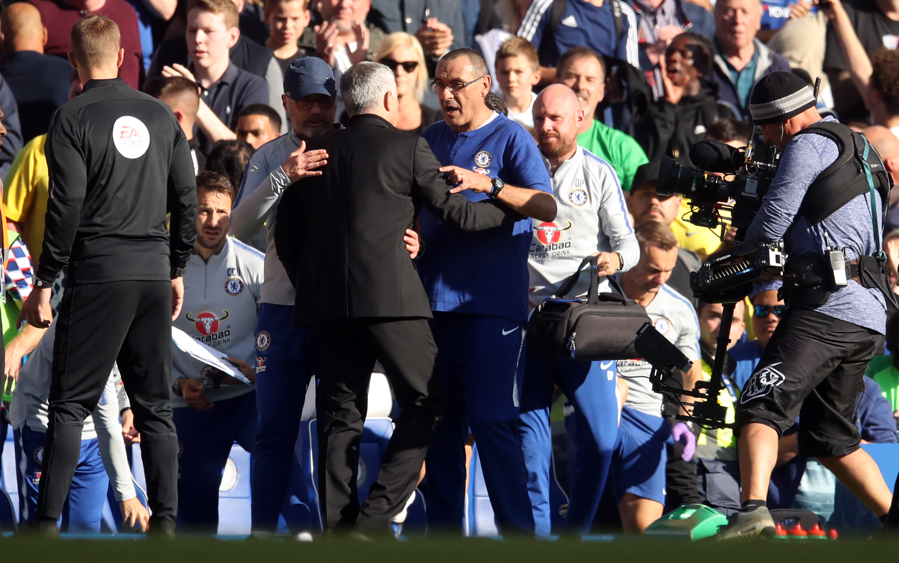 Jose Mourinho, centre left, received an apology from Chelsea manager Maurizio Sarri (Adam Davy/PA)