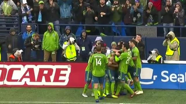 Seattle Sounders tänzeln Earthquakes-Defensive aus Seattle Sounders tänzeln Earthquakes-Defensive aus