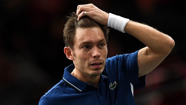 Mahut prend la porte d'entrée