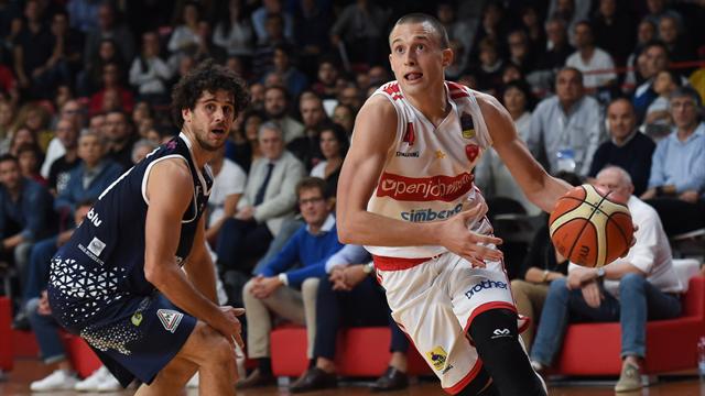 FIBA Europe Cup: vittorie per Sassari e Varese, staccato il pass per gli ottavi di finale