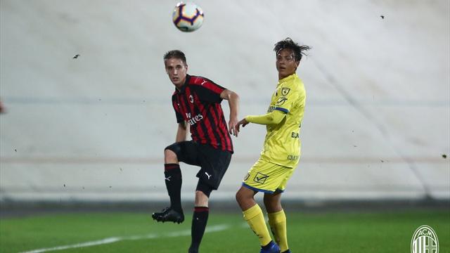 Milan, pugni alla porta dell'arbitro: Andrea Conti squalificato per tre giornate