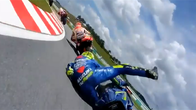 Avec Zarco, devant Iannone ou derrière Rossi, Marquez a vécu quelques moments chauds Avec Zarco, devant Iannone ou derrière Rossi, Marquez a vécu quelques moments chauds