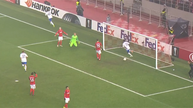 Galna halvleken - Rangers leder med 3-2 Galna halvleken - Rangers leder med 3-2