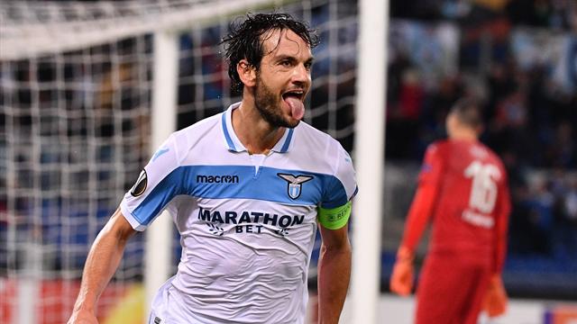 Parolo e Correa spediscono la Lazio nei sedicesimi di Europa League: 2-1 al Marsiglia