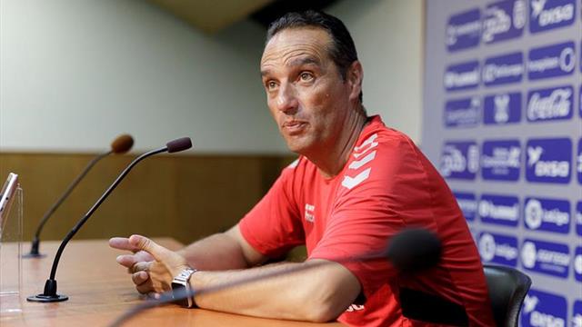 Oltra: No me preocupa mejorar futbolísticamente, sino la manera de competir