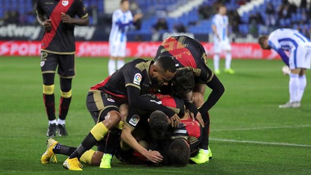 Rayo y Villarreal se miden en una auténtica final para Míchel y Calleja