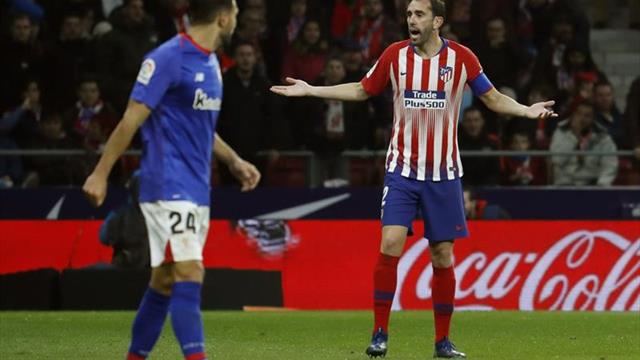 Godín prevé entre "20 días y un mes" de baja por una rotura en los isquiotibiales