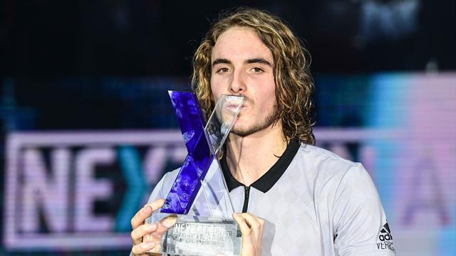 Tsitsipas boucle sa saison avec la manière