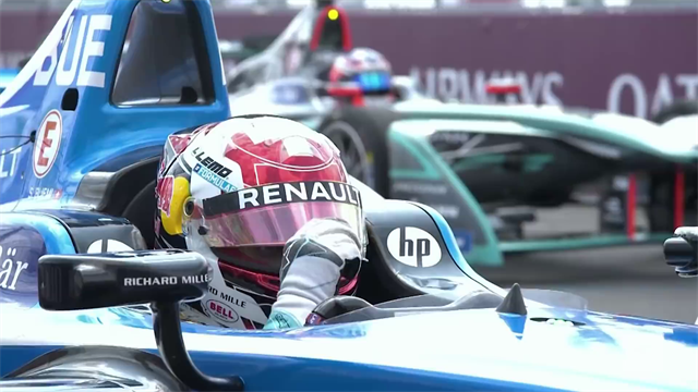 Crash! Crash! Crash! De Formule E staat garant voor spektakel...