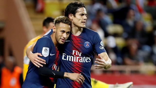 Cavani hat-trick piles pressure on Henry as PSG hammer Monaco