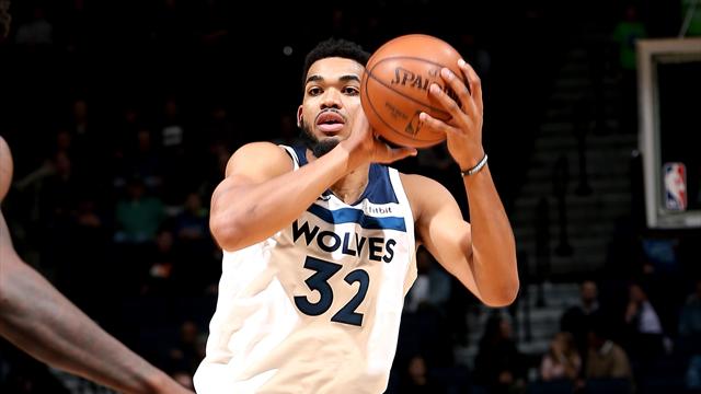 Embiid et Towns dominants, LeVert blessé gravement