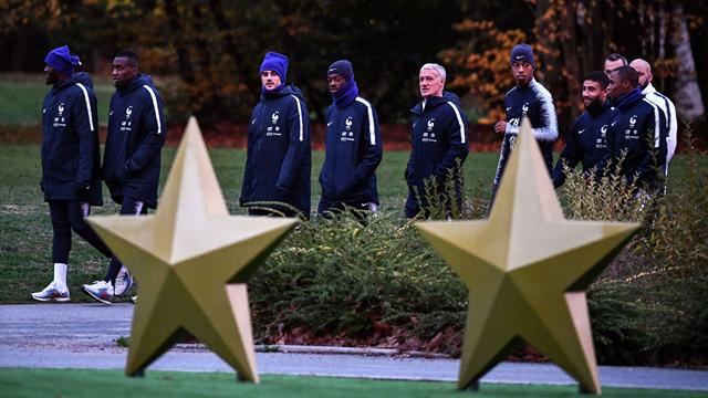 Sidibé et Mandanda de retour à l'entraînement, Fekir à part