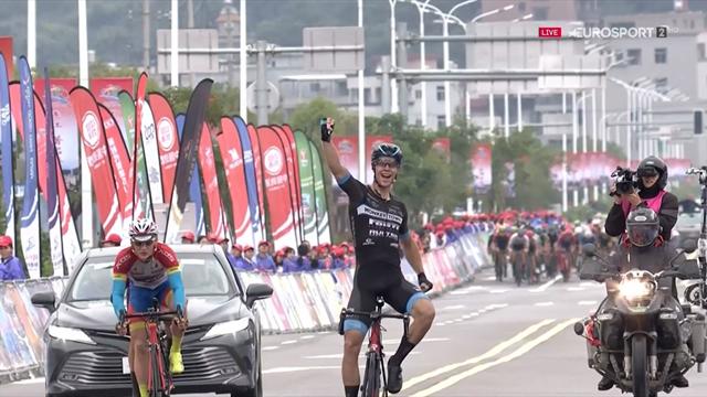 Ivar Slik sprint in China naar zijn eerste profzege Ivar Slik sprint in China naar zijn eerste profzege