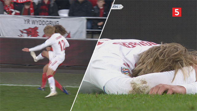 Ampadu med hævnaktion på Dolberg: Se deres in-fight fra kampen her Ampadu med hævnaktion på Dolberg: Se deres in-fight fra kampen her