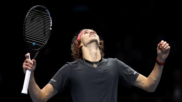 Zverev shocks Federer in straight sets to reach final