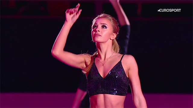Alexandra Stepanova in versione super-sexy al Gran Galà della Rostelecom Cup Alexandra Stepanova in versione super-sexy al Gran Galà della Rostelecom Cup