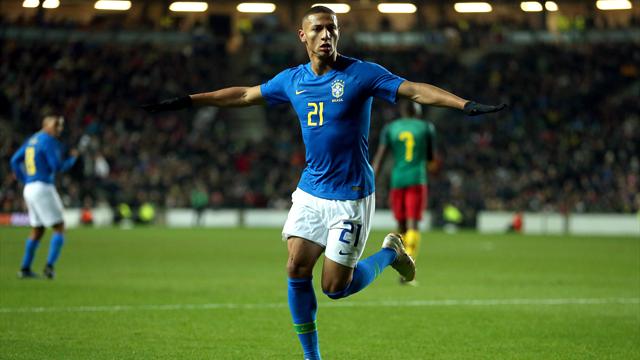 Solide, le Brésil enchaîne les succès