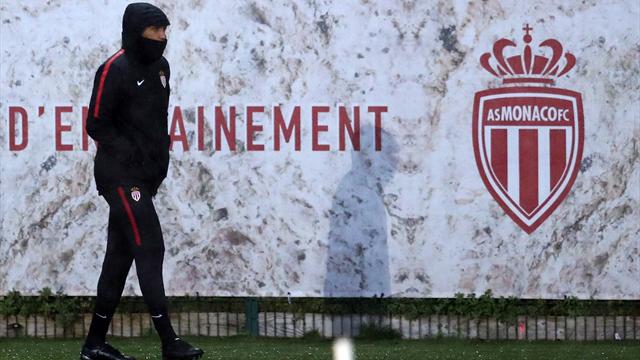 Djorkaeff : "Je m'attendais à ce que Henry soit en difficulté" Djorkaeff : "Je m'attendais à ce que Henry soit en difficulté"