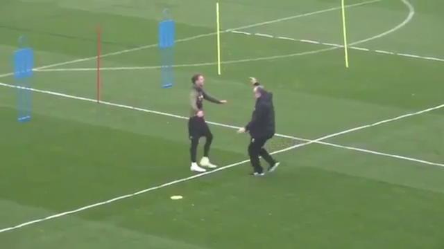 Un bijou à l'entraînement et Bielsa s'emballe Un bijou à l'entraînement et Bielsa s'emballe