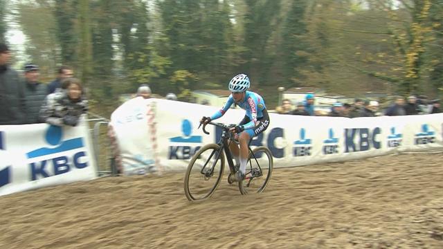 Denise Betsema claims victory in elite women's race at Koksijde World Cup Denise Betsema claims victory in elite women's race at Koksijde World Cup