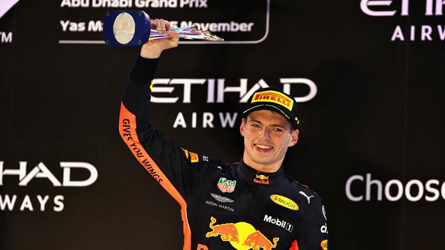 Verstappen punge Hamilton: "Io, Alonso, Vettel e Ricciardo vinceremmo facilmente con la Mercedes"