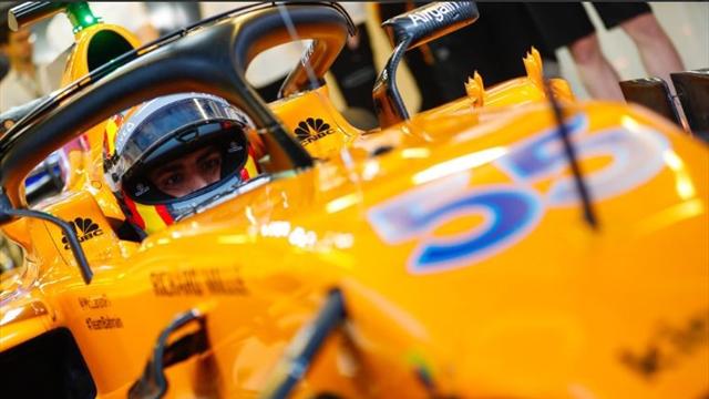 Paliza de Sainz en su estreno con McLaren: 150 vueltas y a dos segundos de la cabeza
