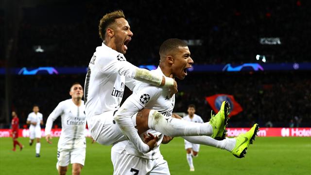 Nass gemacht: Neymar veräppelt Mbappé