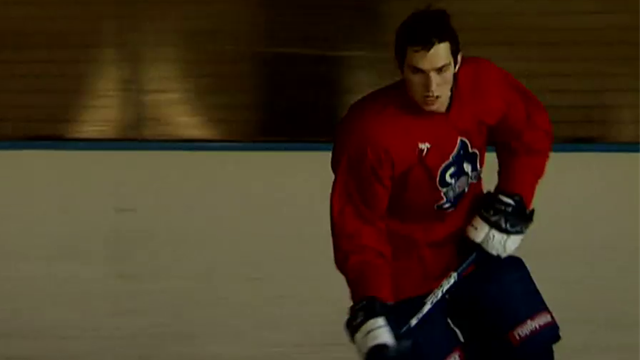 Saranno famosi, Alex Ovechkin a 18 anni: "Se non ci fosse lo sport, avrei perso tempo per strada" Saranno famosi, Alex Ovechkin a 18 anni: "Se non ci fosse lo sport, avrei perso tempo per strada"