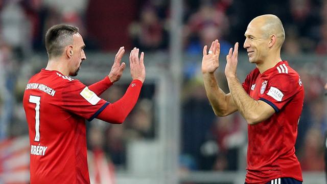 Blumen und Tränen: Saisonfinale als Abschiedsgala für Robbery & Co.