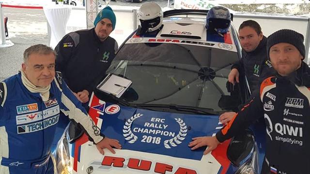 Bien joué le boss : Houšť septième avec Lukyanuk à Prague
