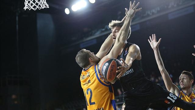 Darüşşafaka Tekfen: 71 - Herbalife Gran Canaria: 75