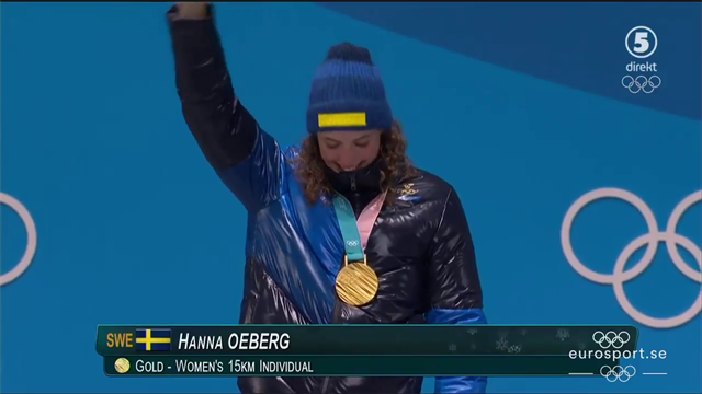 Här tar Hanna Öberg emot sin guldmedalj Här tar Hanna Öberg emot sin guldmedalj