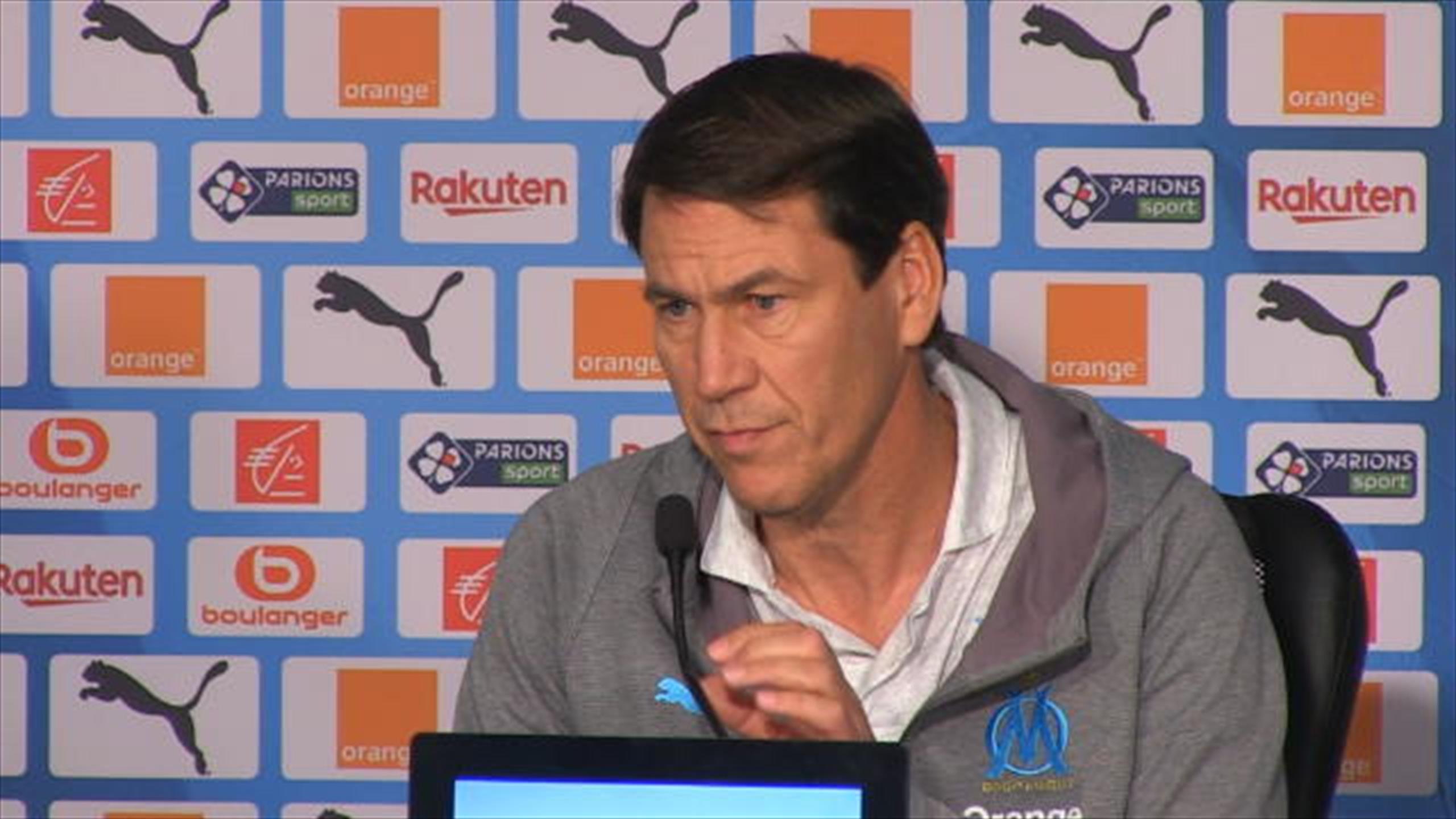Revoir Football du 04 Décembre