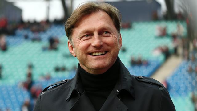 Hasenhüttl: "Wenn du Garantie willst, musst du eine Waschmaschine kaufen" Hasenhüttl: "Wenn du Garantie willst, musst du eine Waschmaschine kaufen"