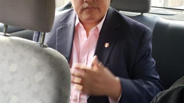 El presidente de la Federación Peruana de Fútbol es detenido a petición de la Fiscalía