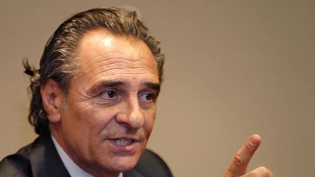 Prandelli, nuevo técnico del Génova
